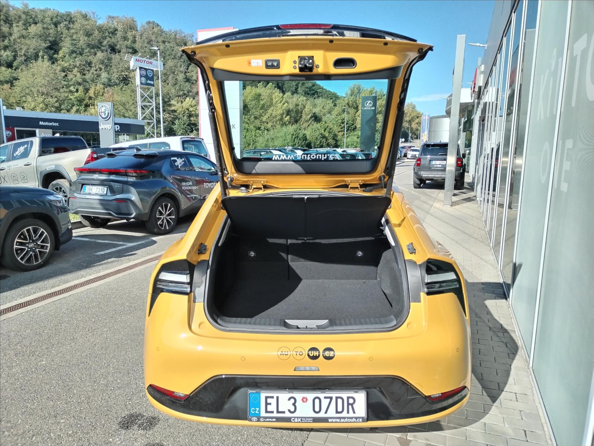 Toyota Prius Liftback 2,0 l 164 kw