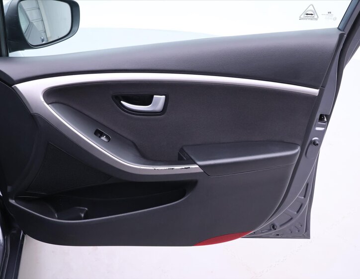 Hyundai i30 Kombi 1,6 l 81 kw