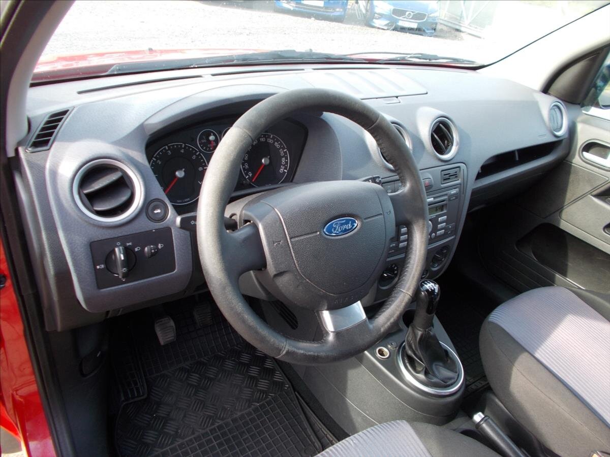 Ford Fusion Kombi 1,4 l 59 kw