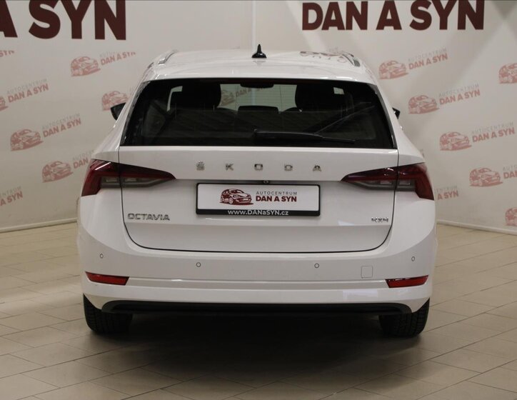 Škoda Octavia Kombi 2,0 l 110 kw