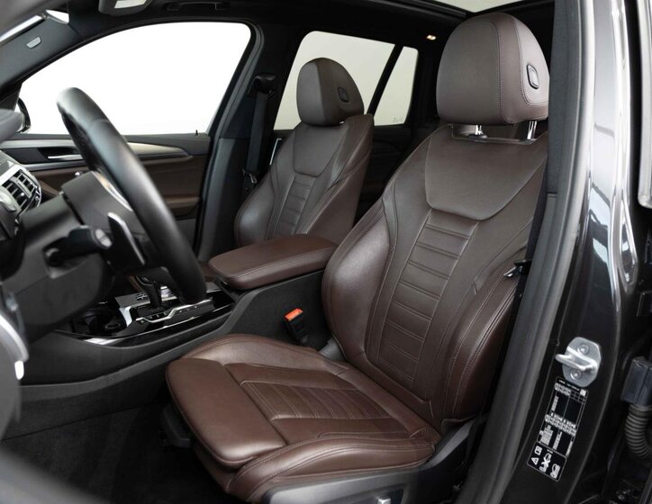 BMW X3 SUV 3,0 l 240 kw