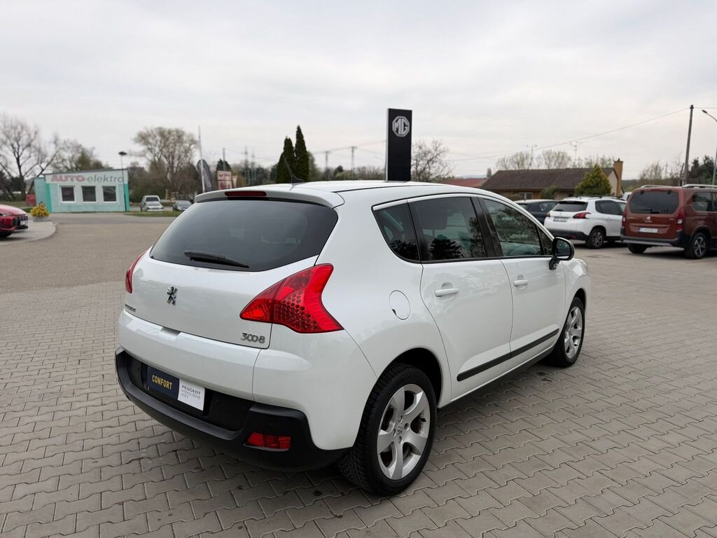 Peugeot 3008 MPV 1,6 l 88 kw