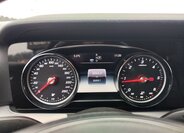 Mercedes-Benz Třídy E Sedan 3,0 l 190 kw