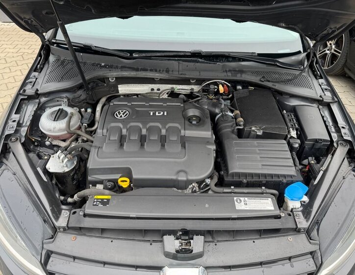 Volkswagen Golf Kombi 2,0 l 110 kw