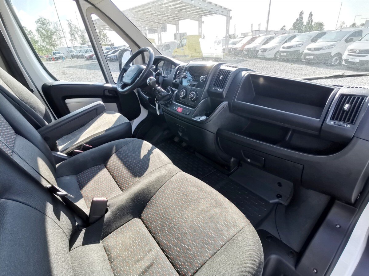 Peugeot Boxer Skříň 2,2 l 110 kw