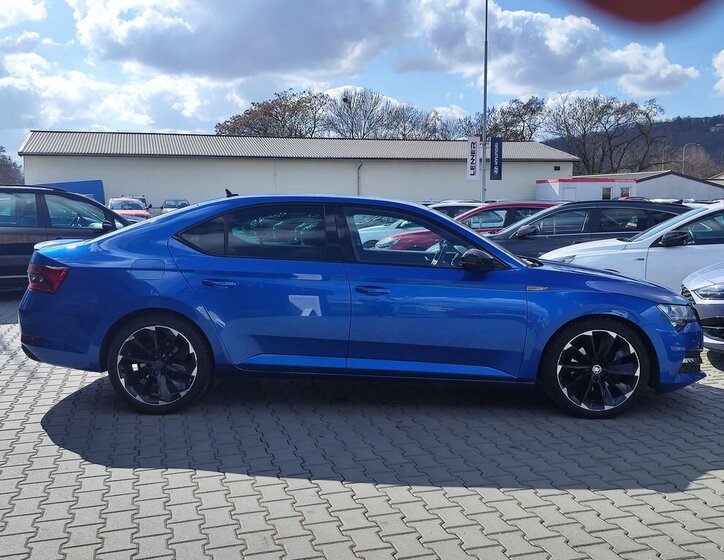 Škoda Superb Liftback 2,0 l 147 kw