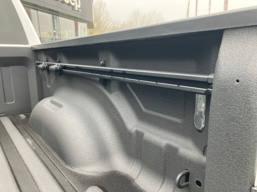 Dodge RAM Pick-up 3,0 l 313 kw