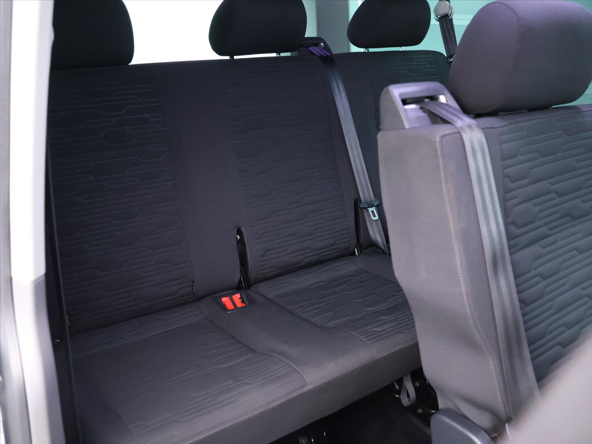 Volkswagen Caravelle Kombi 2,0 l 110 kw