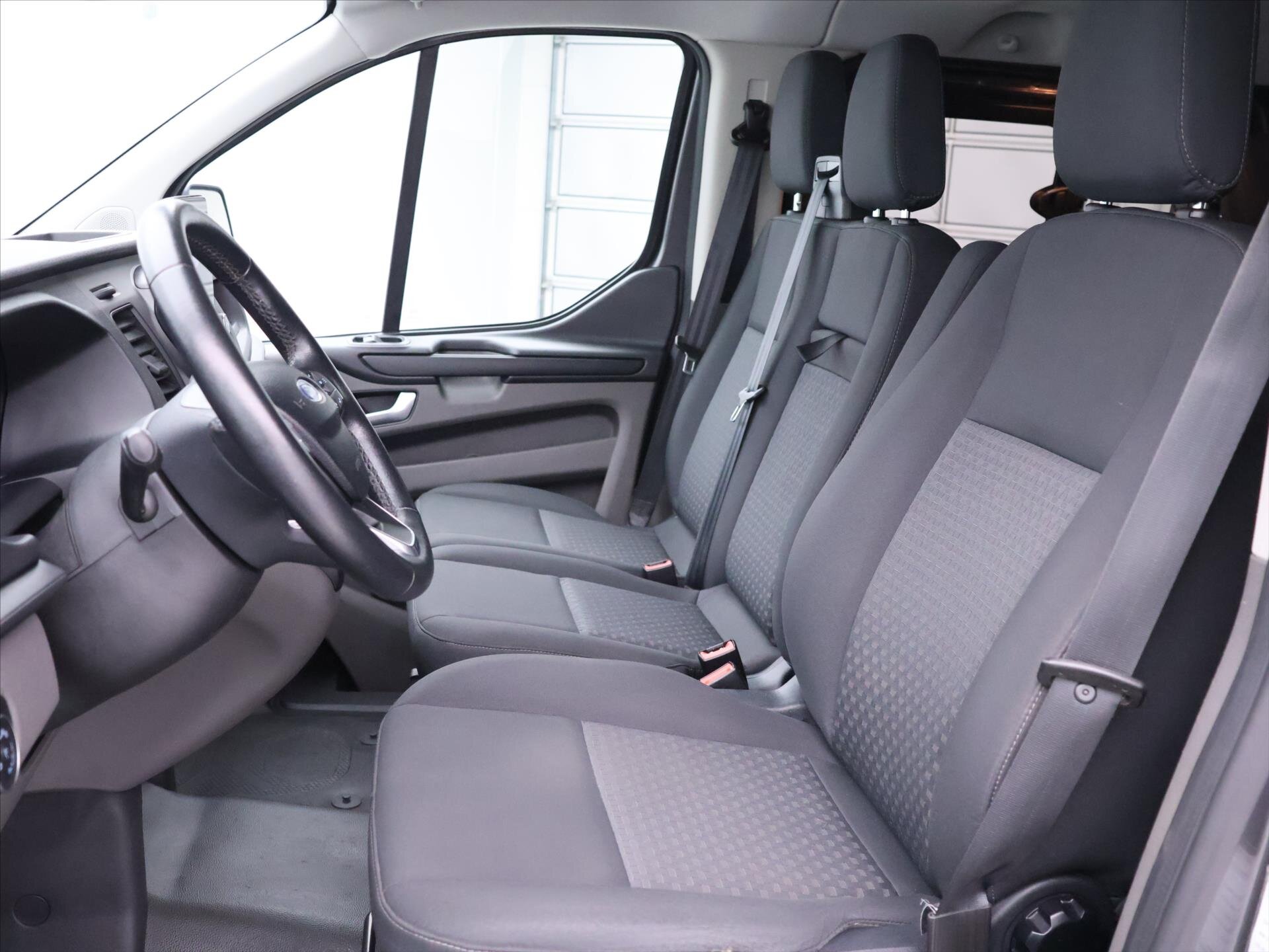 Ford Transit Custom Kombi 2,0 l 96 kw