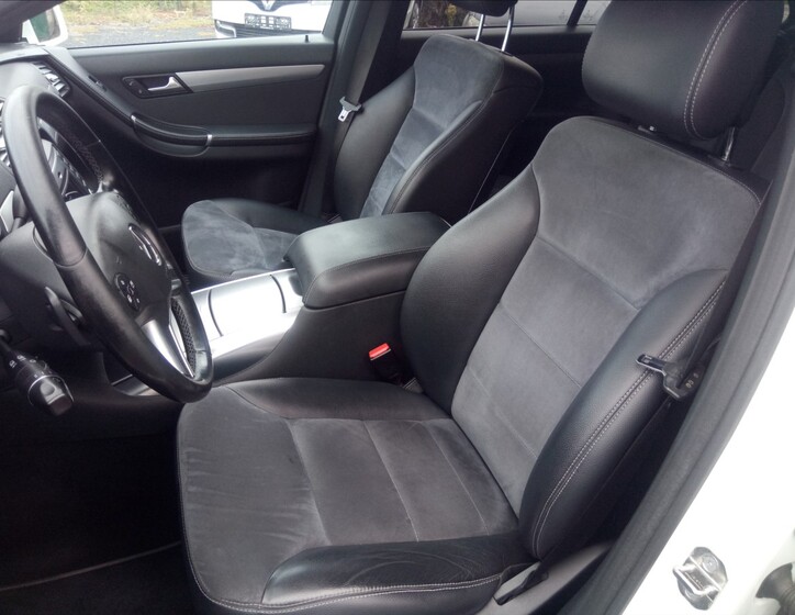 Mercedes-Benz Třídy R 9