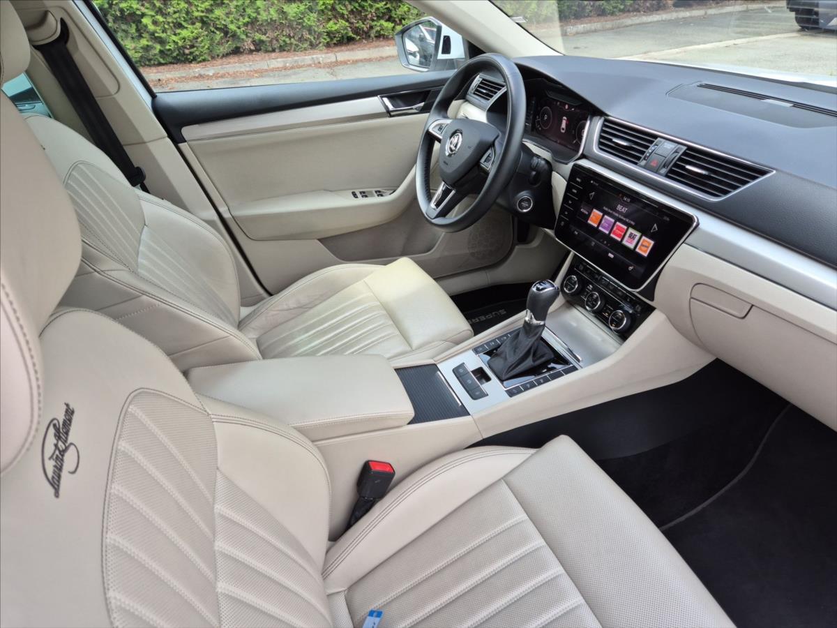 Škoda Superb