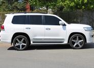 Toyota Land Cruiser 7