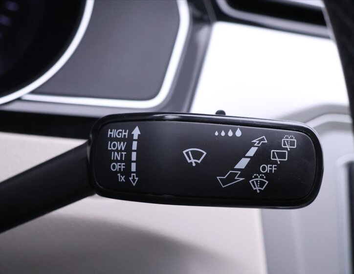 Volkswagen Passat Kombi 2,0 l 110 kw