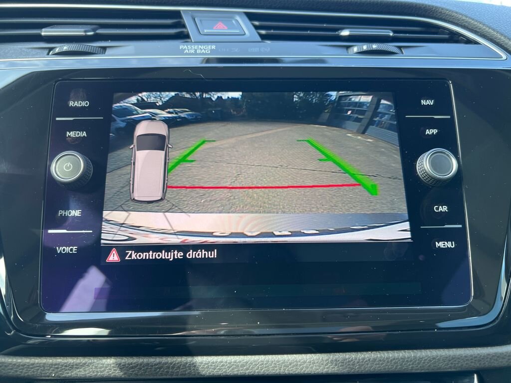 Volkswagen Touran MPV 1,5 l 110 kw