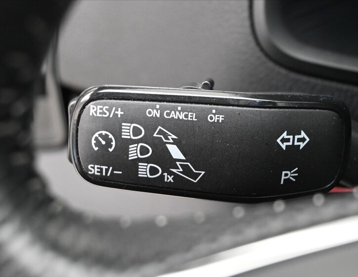 Škoda Karoq SUV / Terénní 1,5 l 110 kw