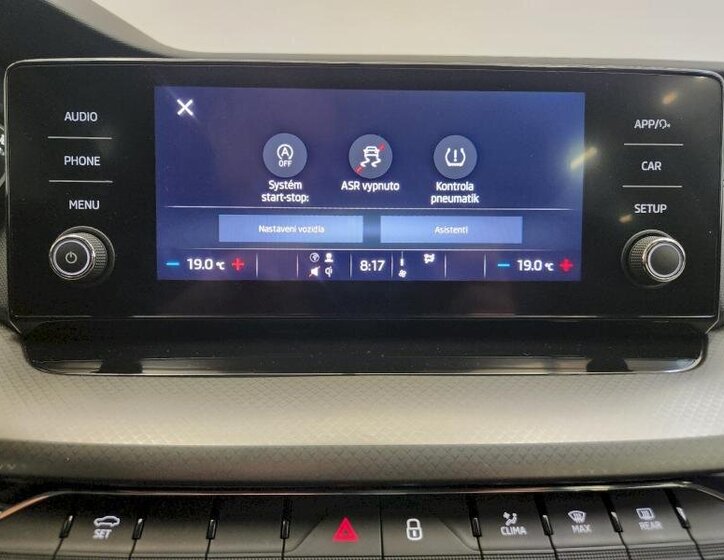 Škoda Octavia Sedan / Limuzína 1,5 l 110 kw