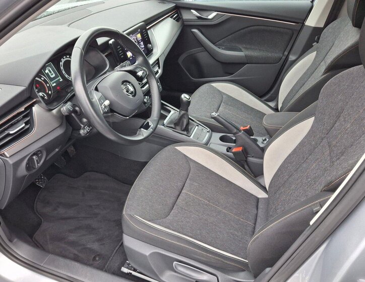 Škoda Kamiq SUV 999,0 81 kw