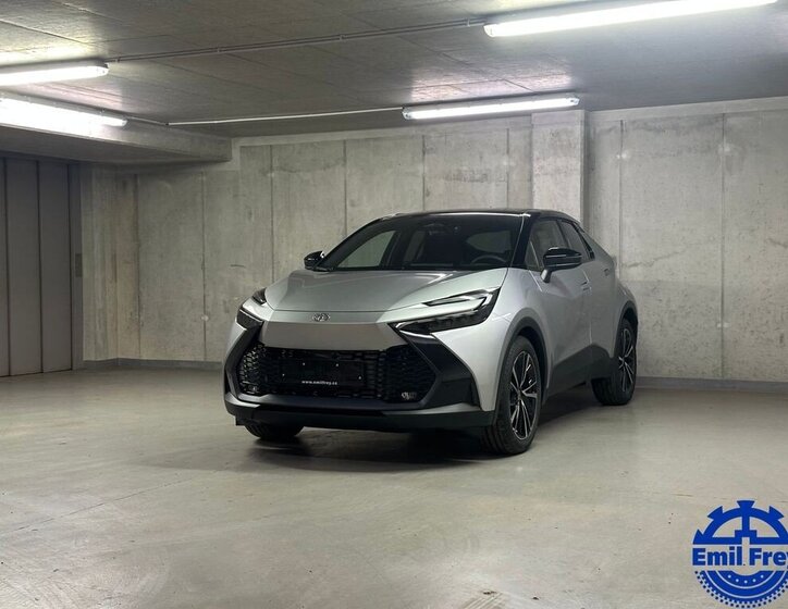 Toyota C-HR Hatchback 1,8 l 90 kw