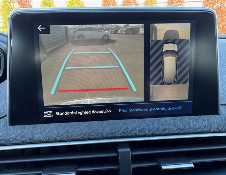 Peugeot 5008 SUV / Terénní 2,0 l 110 kw