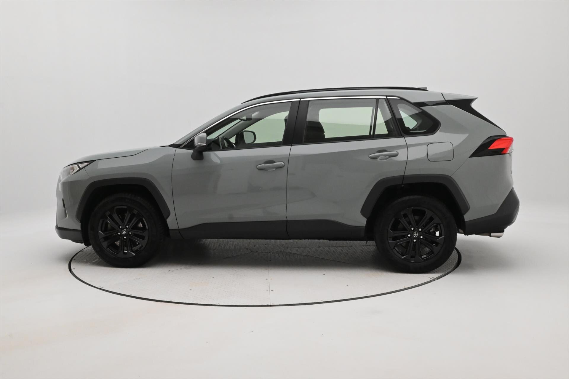 Toyota RAV4 SUV 2,0 l 129 kw
