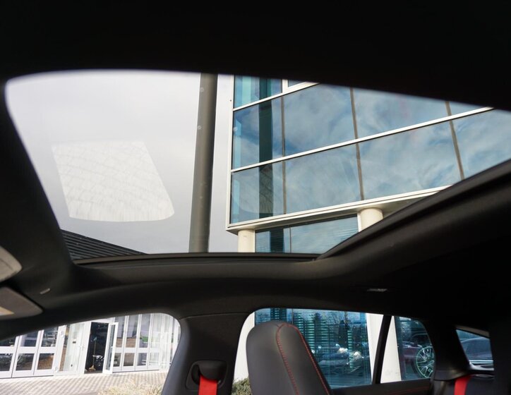 Mercedes-Benz CLA Kombi 2,0 l 225 kw