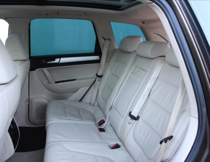 Volkswagen Touareg 34