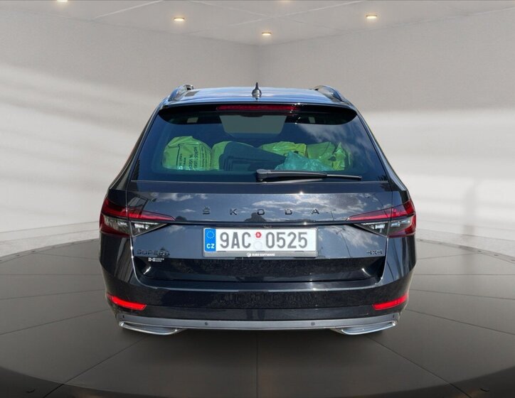 Škoda Superb Kombi 2,0 l 147 kw