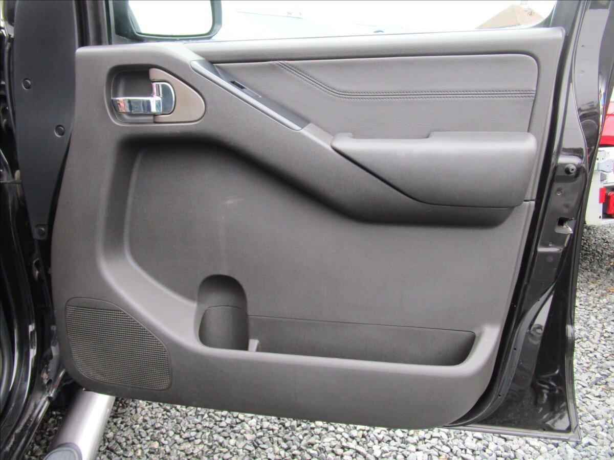 Nissan Navara Ostatní 2,5 l 126 kw
