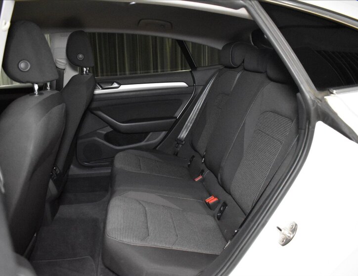 Volkswagen Arteon Liftback 1,5 l 110 kw