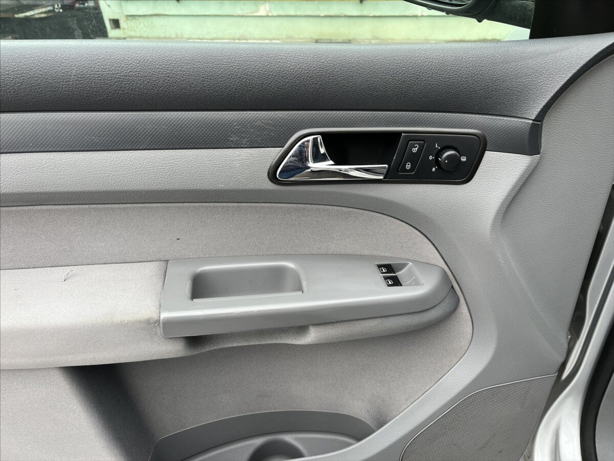 Volkswagen Caddy Kombi 1,9 l 77 kw