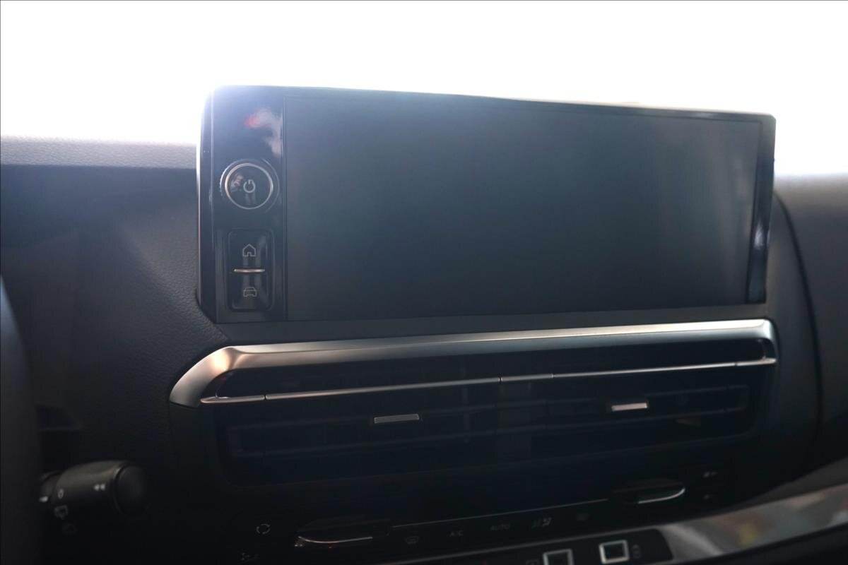 Citroën SpaceTourer MPV 2,0 l 133 kw