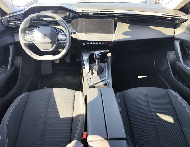 Peugeot 308 Kombi 1,2 l 96 kw