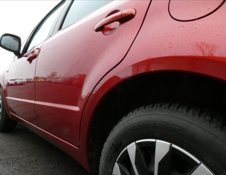 Suzuki SX4 Hatchback 1,6 l 79 kw