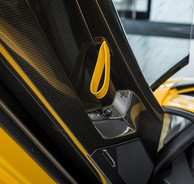 Lamborghini Aventador 17