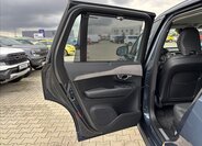 Volvo XC90 16