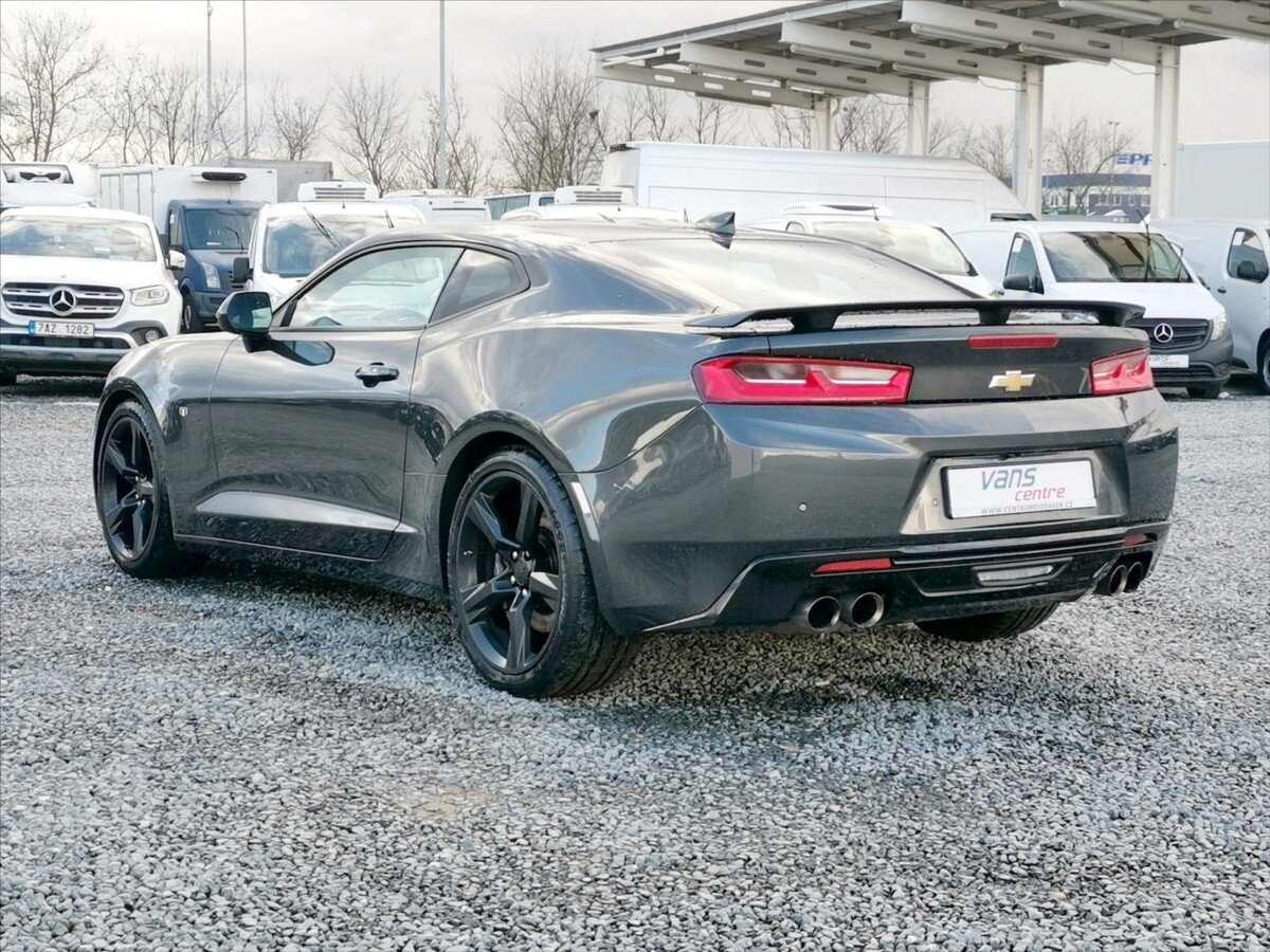 Chevrolet Camaro Kupé 6,2 l 333 kw