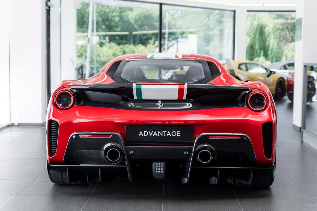 Ferrari 488