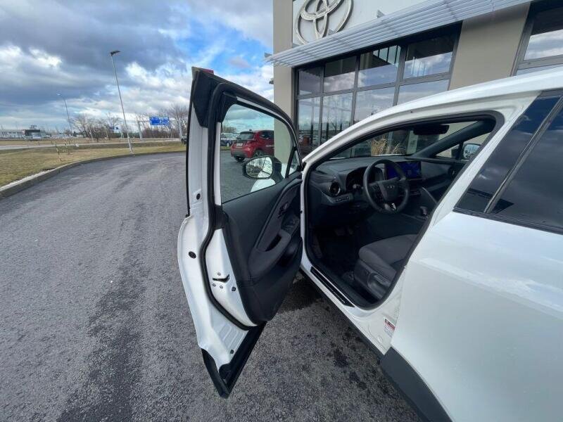 Toyota C-HR SUV / Terénní 1,8 l 98 kw