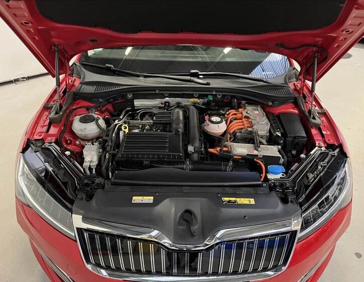 Škoda Superb Kombi 1,4 l 160 kw