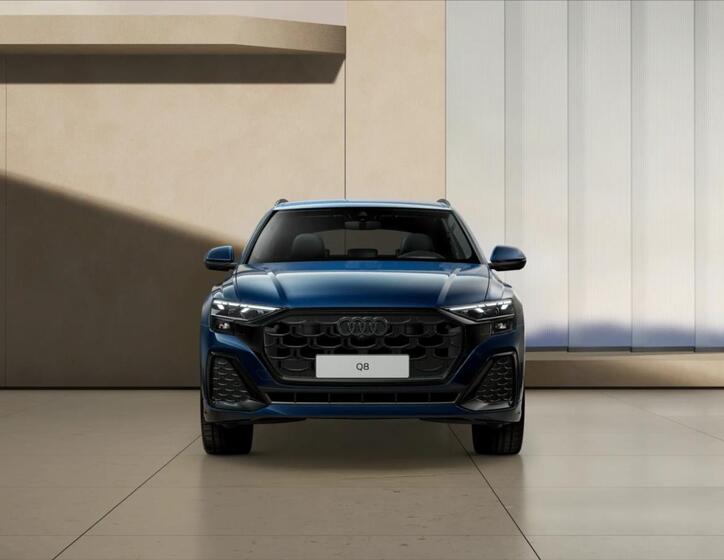 Audi Q8 2