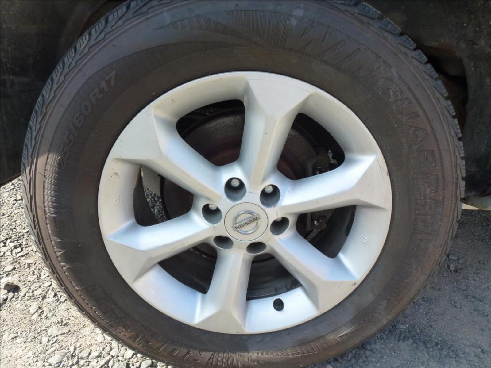 Nissan Pathfinder 47