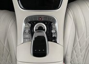 Mercedes-Benz Třídy S Kupé 4,0 l 450 kw