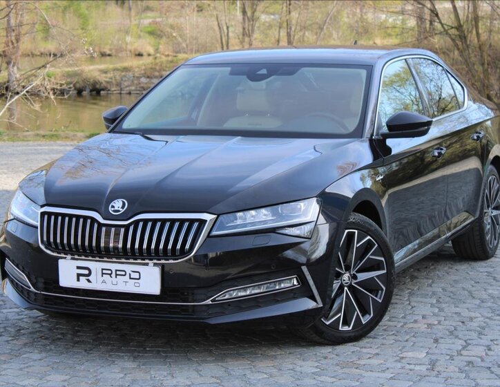 Škoda Superb Sedan / Limuzína 2,0 l 147 kw