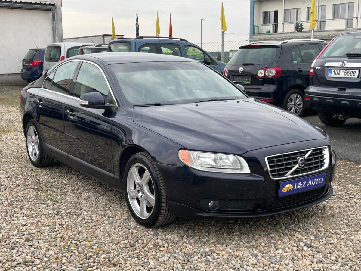 Volvo S80 Sedan / Limuzína 2,4 l 120 kw
