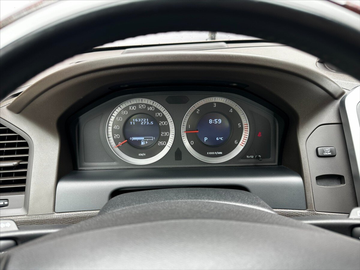 Volvo XC60 SUV / Terénní 2,4 l 136 kw