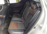 Toyota C-HR Hatchback 1,8 l 72 kw