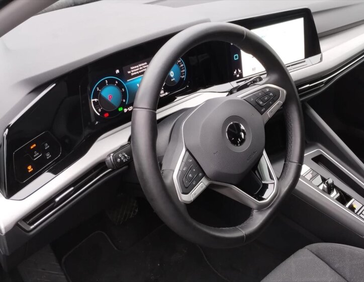 Volkswagen Golf Kombi 2,0 l 110 kw