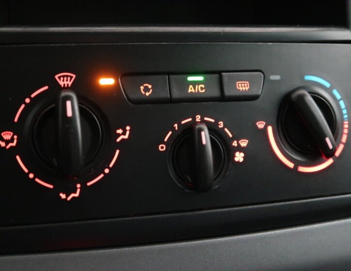 Peugeot Partner Tepee Kombi 1,6 l 55 kw