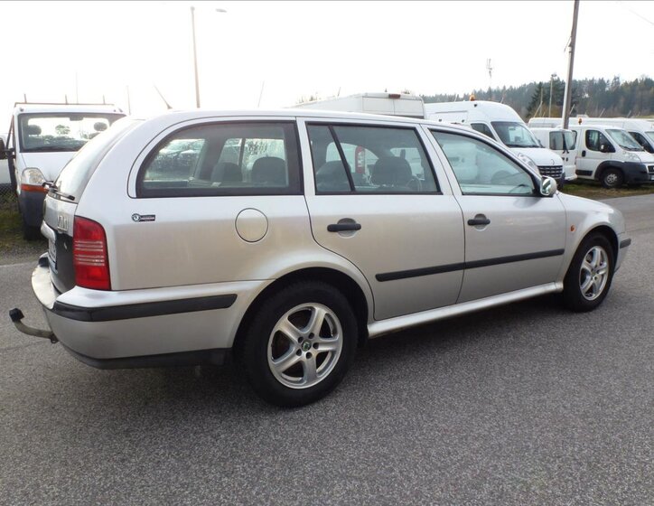 Škoda Octavia Kombi 1,9 l 66 kw