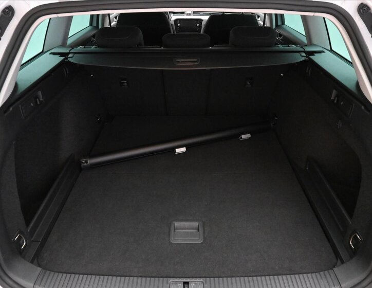 Volkswagen Passat Kombi 2,0 l 110 kw